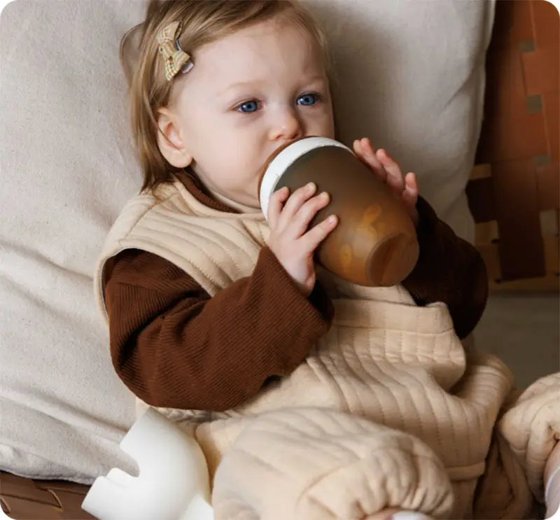 Babyflasche mit extraweitem Hals